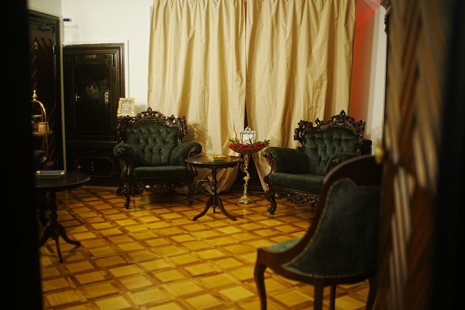 Casa Tătărescu: Martor al elitei interbelice și continuitatea sa culturală în EkoGroup Vila